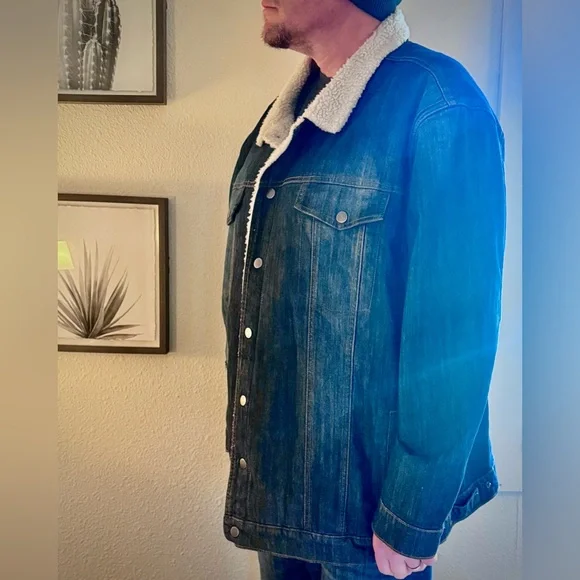 True Nation by DXL Men's Big & Tall Dark Blue Denim Sherpa & Plaid Lined Jacket - Picture 3 of 9